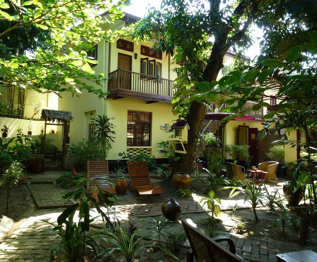 Alamanda Inn, Boutique Hotel And French Restaurant Rangoon Eksteriør billede