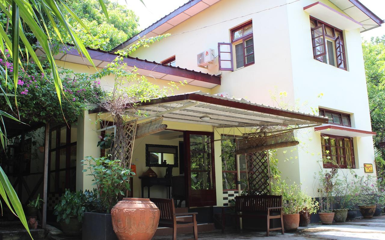 Alamanda Inn, Boutique Hotel And French Restaurant Rangoon Eksteriør billede